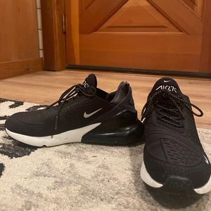 Nike Air Max 270 - Women’s Size 8.5